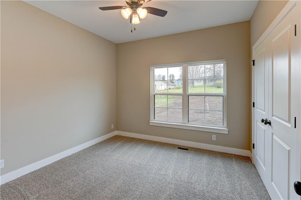 18699 East Bundschu Road Independence, MO 64056 - Photo 31 of 46