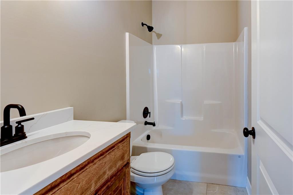 18699 East Bundschu Road Independence, MO 64056 - Photo 31 of 46