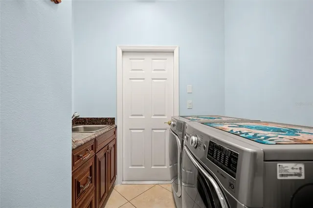 $599,900 | 6882 Tailfeather Way, Bradenton, FL 34203