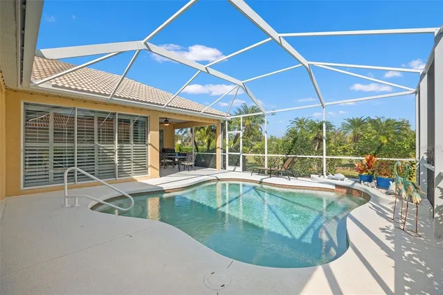 $599,900 | 6882 Tailfeather Way, Bradenton, FL 34203