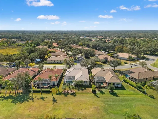 $599,900 | 6882 Tailfeather Way, Bradenton, FL 34203