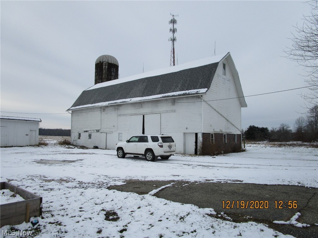 2556 Highway 6 Rome, OH 44085 - Photo 30 of 35