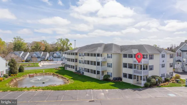 $399,999 | 17275 King Philip Way, Unit 7, Lewes, DE 19958