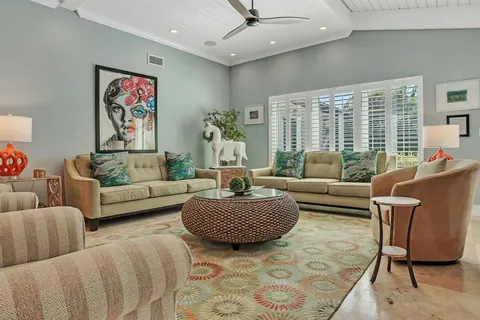 $1,995,000 | 2013 Northeast 32nd Avenue, Fort Lauderdale, FL 33305