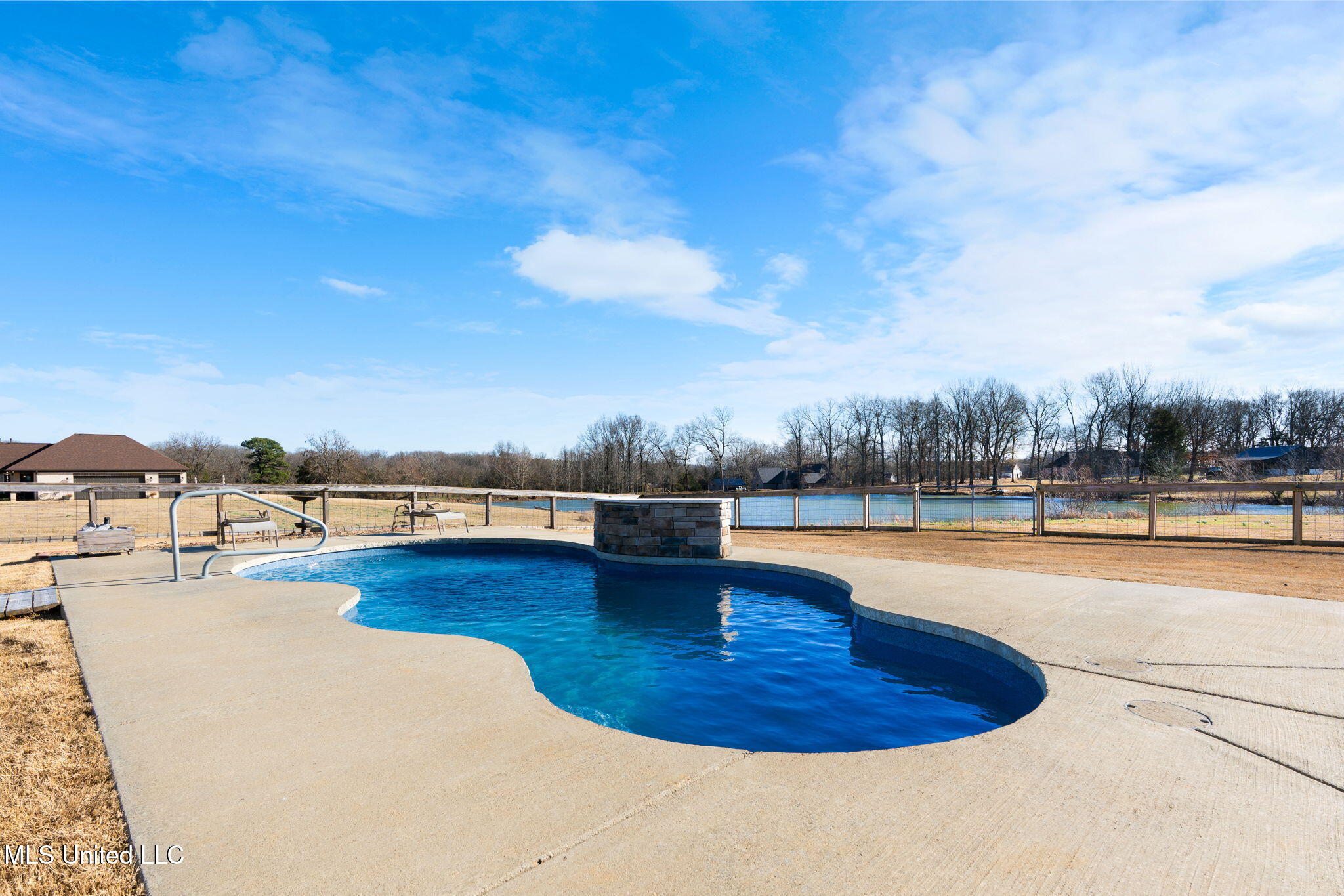 4883 West Oak Grove Road Hernando, MS 38632 - Photo 27 of 36 Salt water pool
