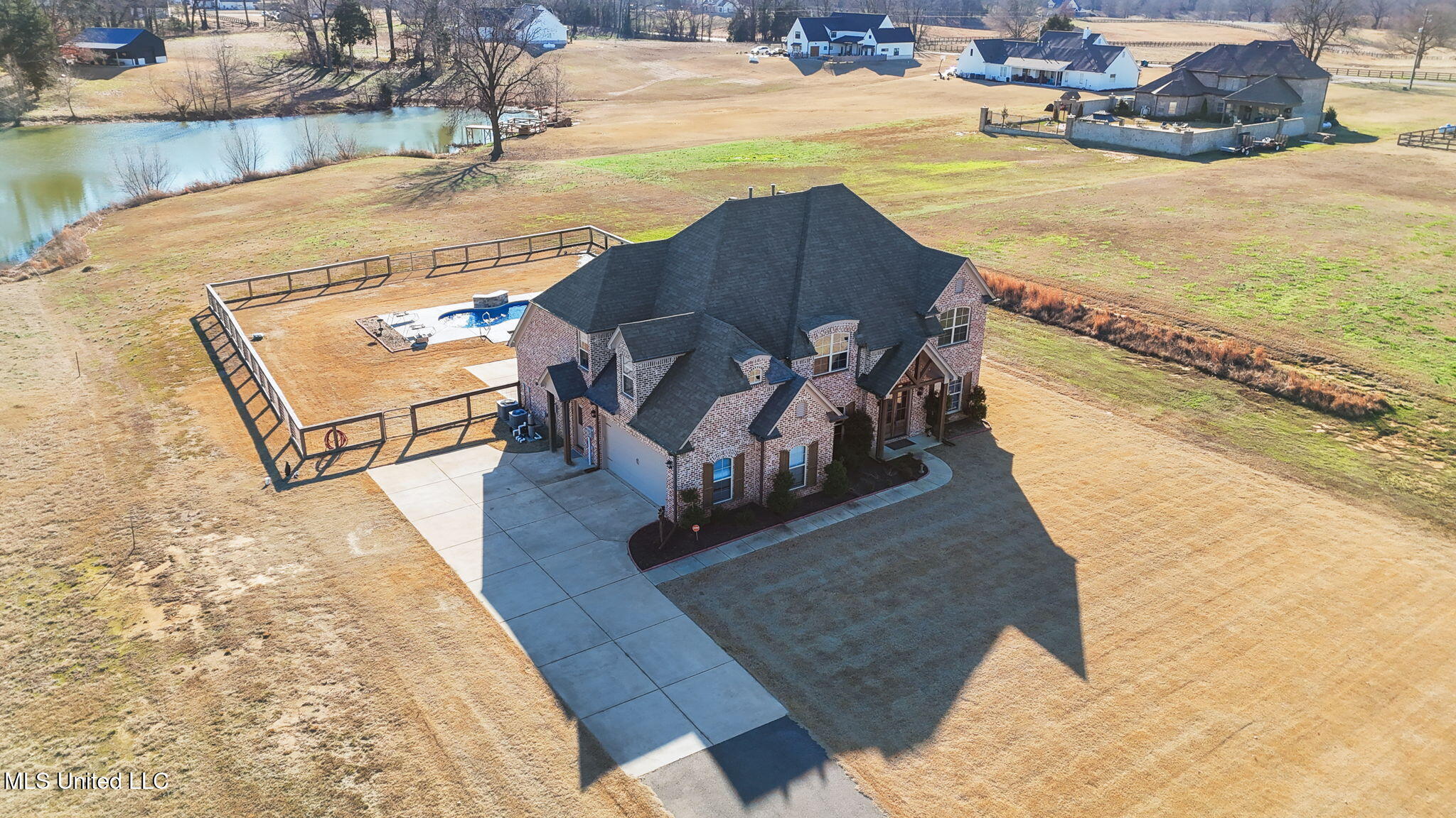 4883 West Oak Grove Road Hernando, MS 38632 - Photo 29 of 36 view of property from above