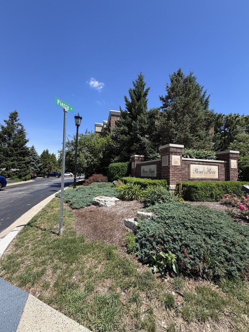 421 Pierce Road Itasca, IL 60143 - Photo 4 of 5