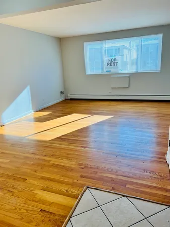 $1,250 | 10376 Michael Todd Terrace, Unit G, Glenview, IL 60025