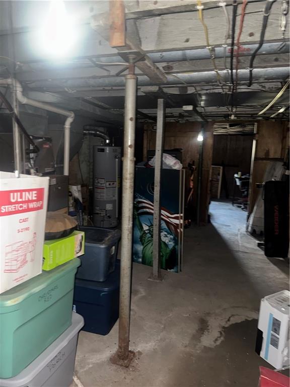 444 East Washington Street Rochester, PA 15074 - Photo 30 of 33 a view of a room with gym equipment