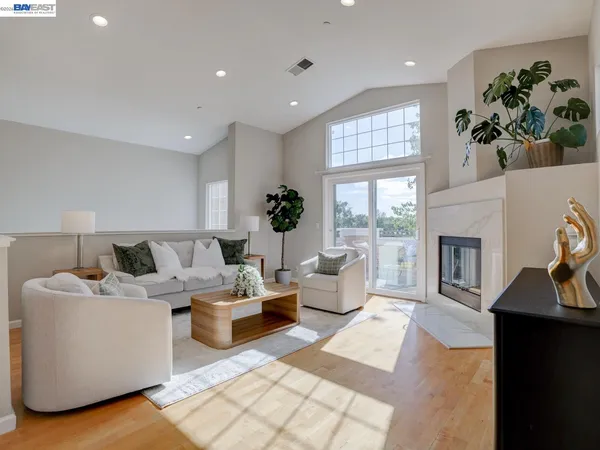 $1,280,000 | 112 Camerota Way, Redwood City, CA 94065