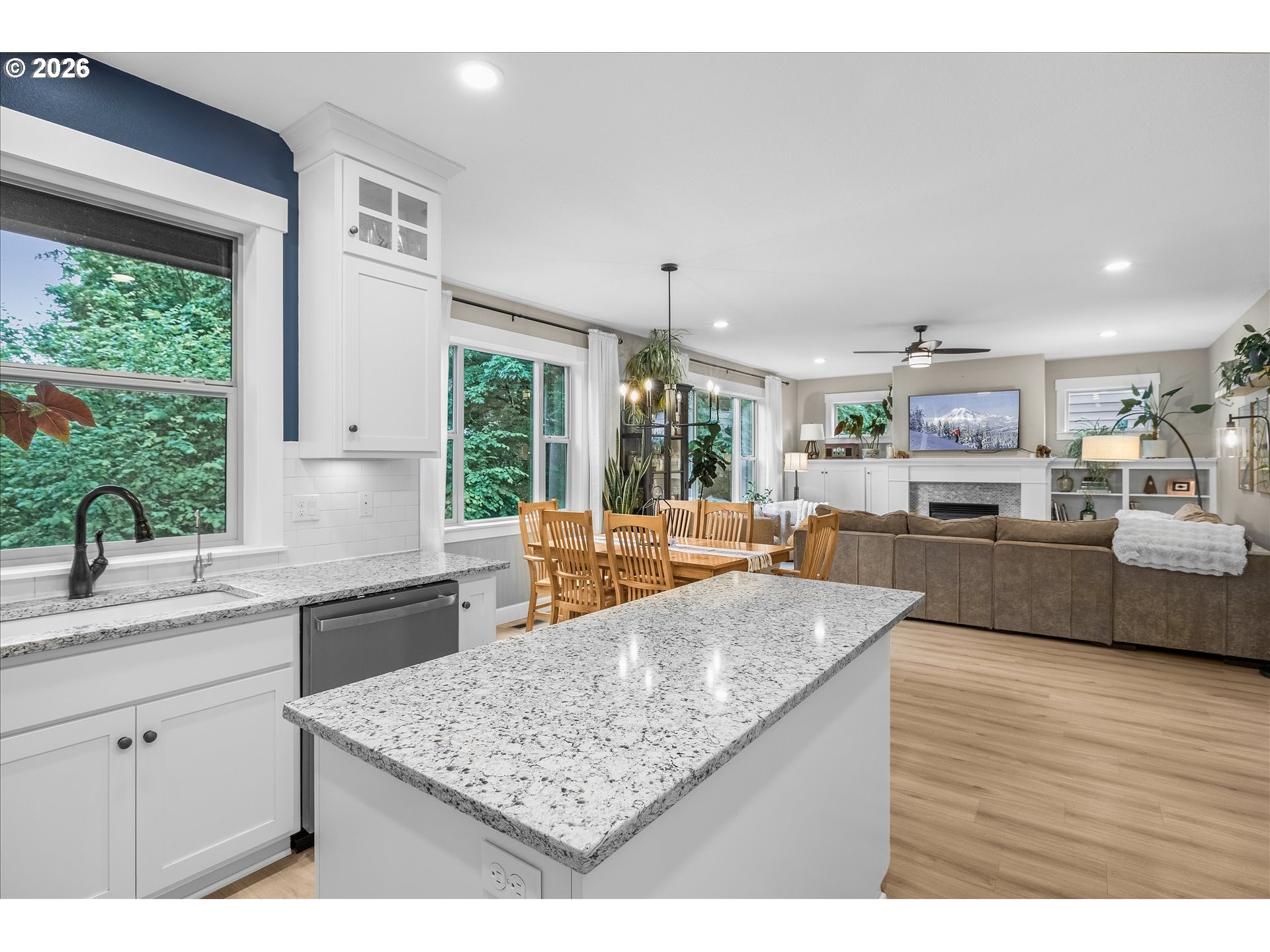 15057 Southeast Glenbrook Road Clackamas, OR 97015 - Photo 11 of 40