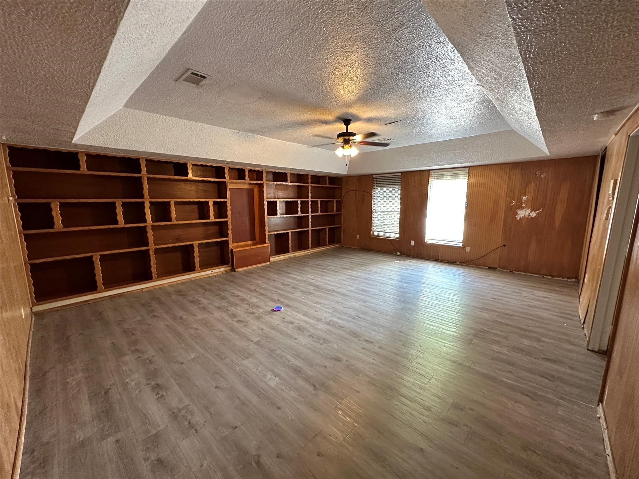 4718 Averill Street Houston, TX 77009 - Photo 2 of 8