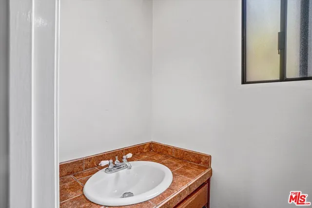 $925,000 | 8711 Falmouth Avenue, Unit 104, Playa del Rey, CA 90293