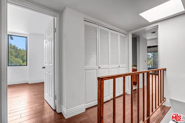 $925,000 | 8711 Falmouth Avenue, Unit 104, Playa del Rey, CA 90293