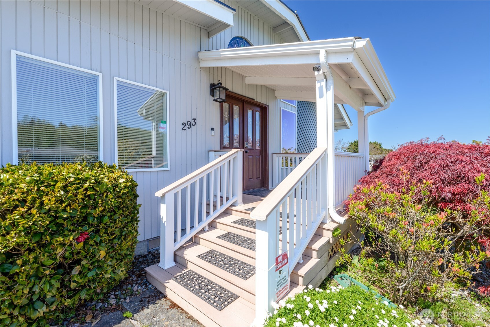 293 North Ridge View Drive Port Angeles, WA 98362 - Photo 4 of 40 Gallery Image 4