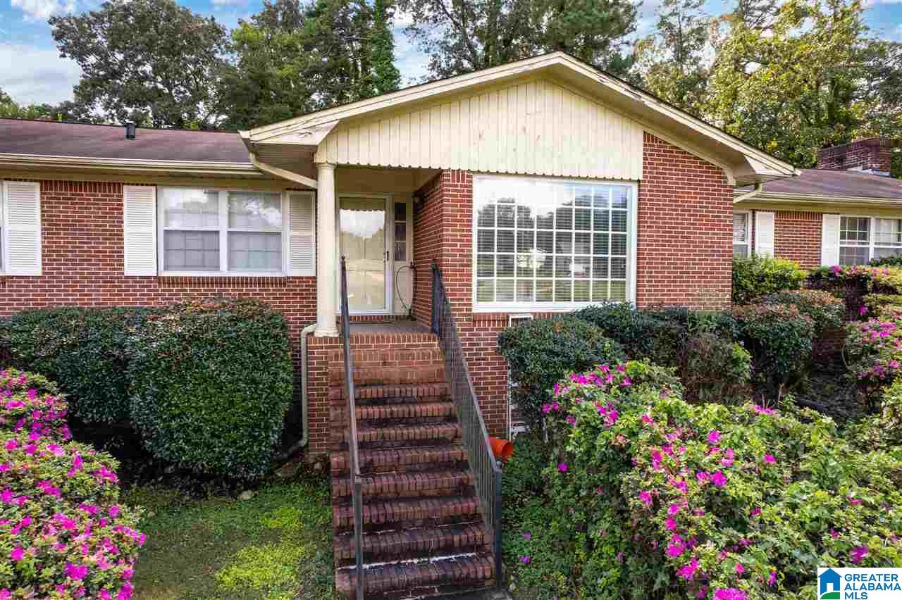 728 Milgray Lane Bessemer, AL 35022 - Photo 4 of 29
