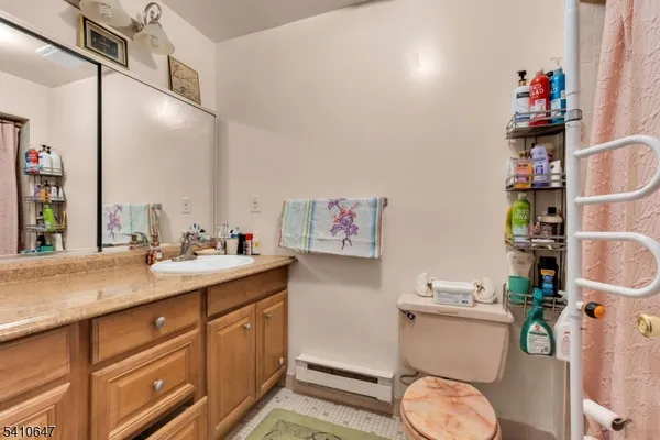 $2,300 | 160 Cross Slope Court, Englishtown, NJ 07726