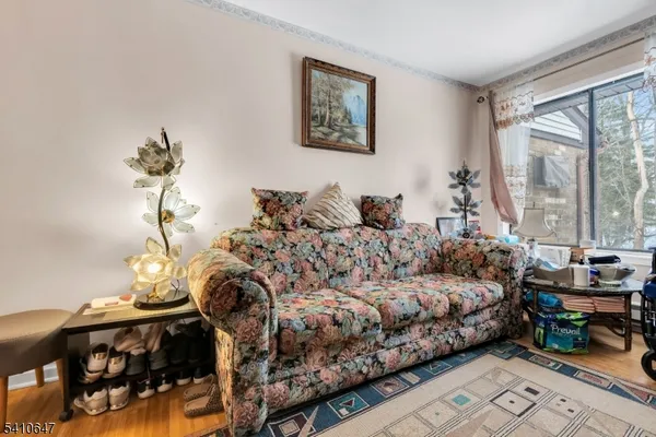 $2,300 | 160 Cross Slope Court, Englishtown, NJ 07726