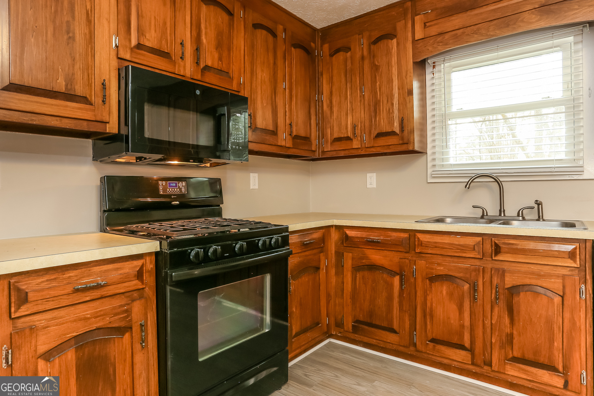 4178 South Martin Way Lithia Springs, GA 30122 - Photo 9 of 16