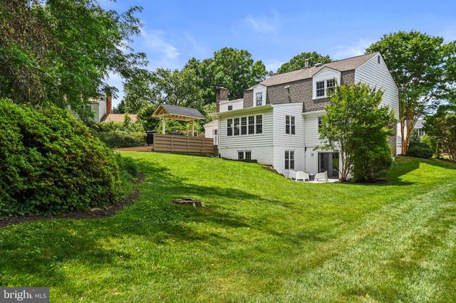 $1,657,000 | 1213 Meadow Green Lane, McLean, VA 22102