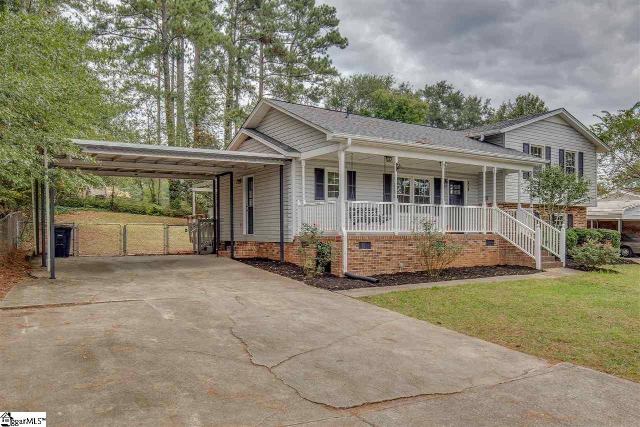 410 Capewood Road Simpsonville, SC 29680 - Photo 2 of 36 Gallery Image 2