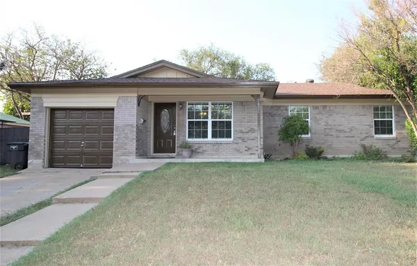 $1,850 | 7820 Llano Avenue, Fort Worth, TX 76116