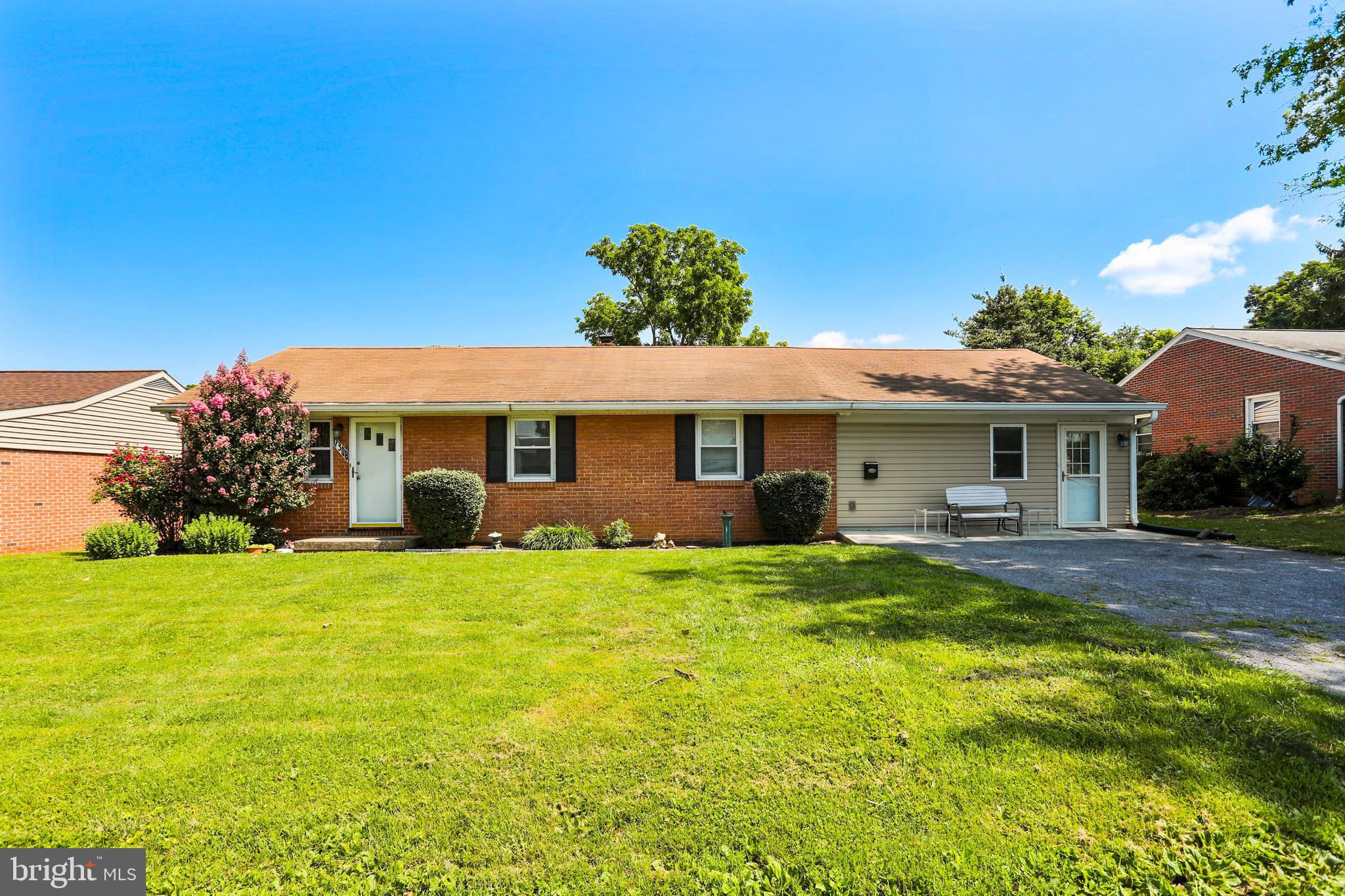 17308 Clover Leaf Road Hagerstown, MD 21740 - Photo 1 of 46