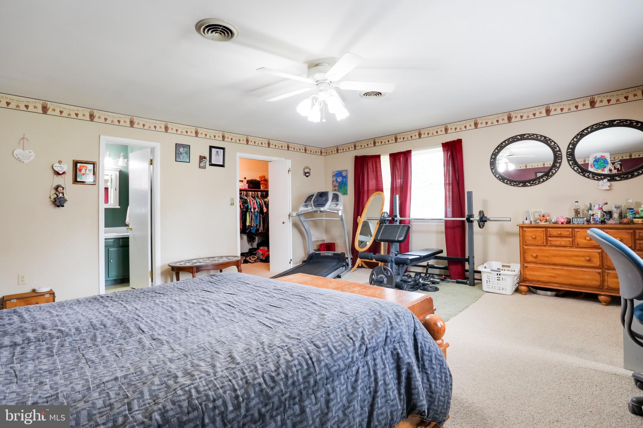 17308 Clover Leaf Road Hagerstown, MD 21740 - Photo 12 of 46