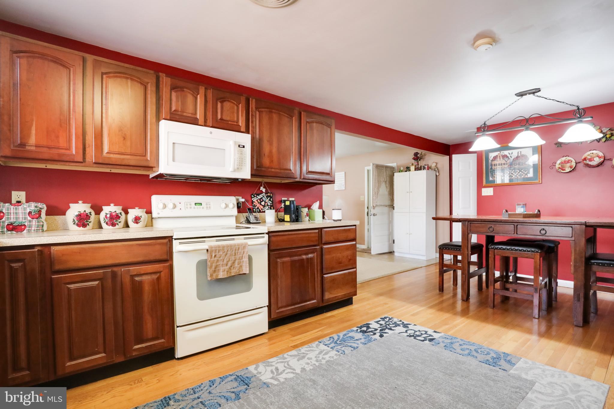17308 Clover Leaf Road Hagerstown, MD 21740 - Photo 5 of 46