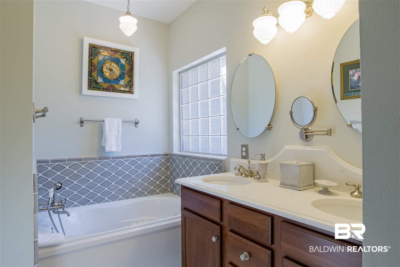 11064 Rosa Court Fairhope, AL 36532 - Photo 50 of 50 Main Master Bathroom
