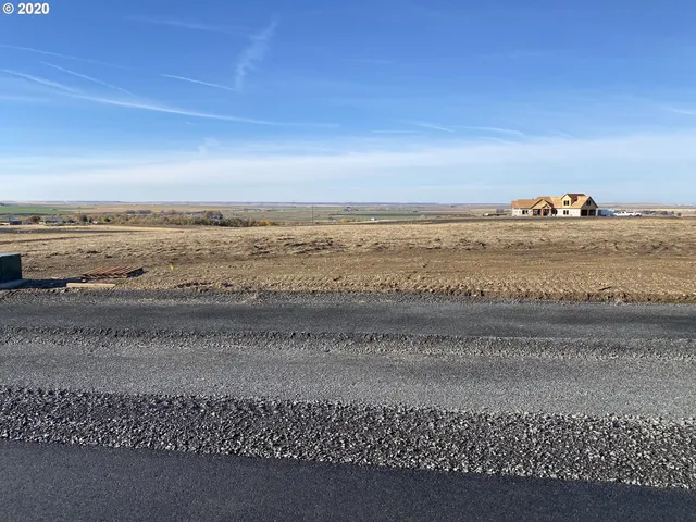 a view of an ocean beach