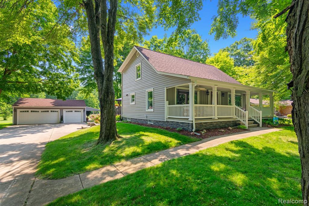 20551 Elwell Road Belleville, MI 48111 - Photo 3 of 35 Gallery Image 3