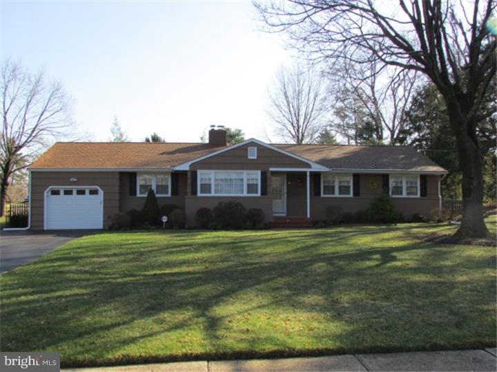 4 Lochatong Road Ewing, NJ 08628 - Photo 1 of 25 Exterior Front