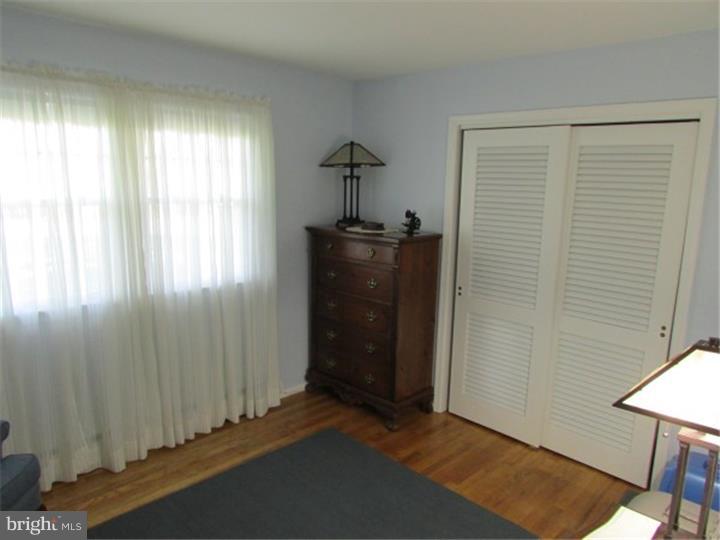 4 Lochatong Road Ewing, NJ 08628 - Photo 14 of 25 Bedroom 3