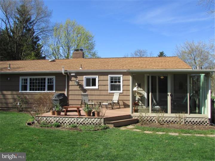 4 Lochatong Road Ewing, NJ 08628 - Photo 23 of 25 Exterior Back