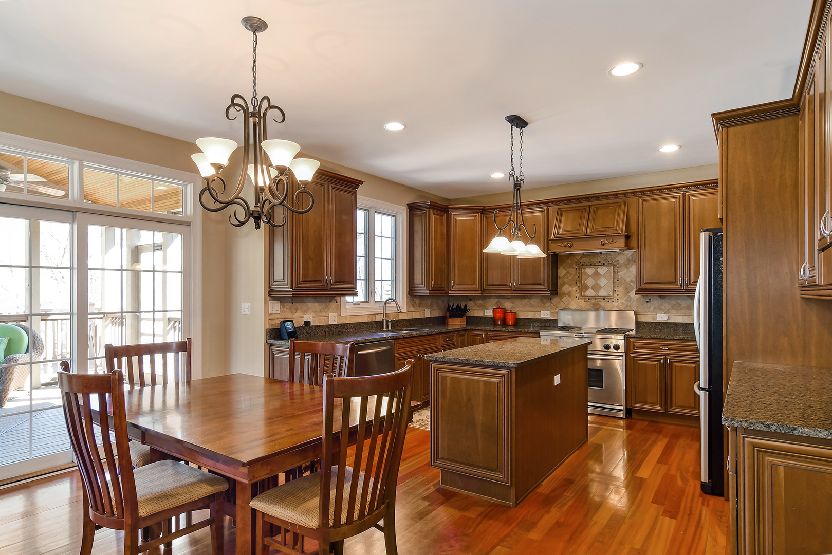 600 Front Street Lisle, IL 60532 - Photo 4 of 29