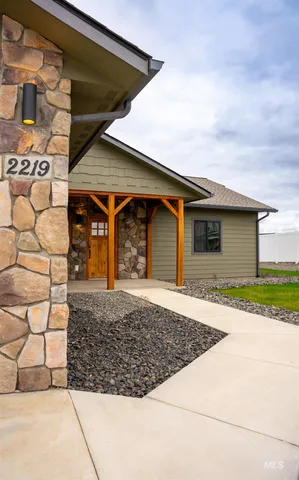 $555,000 | 2219 Powers Drive, Lewiston, ID 83501