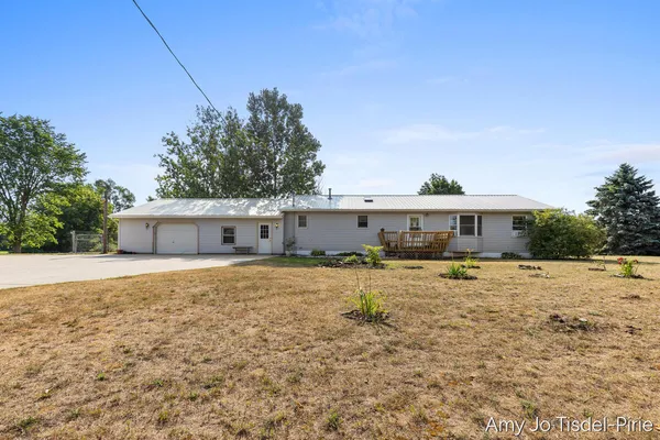 $375,000 | 6643 Wood Road, Sheridan, MI 48884