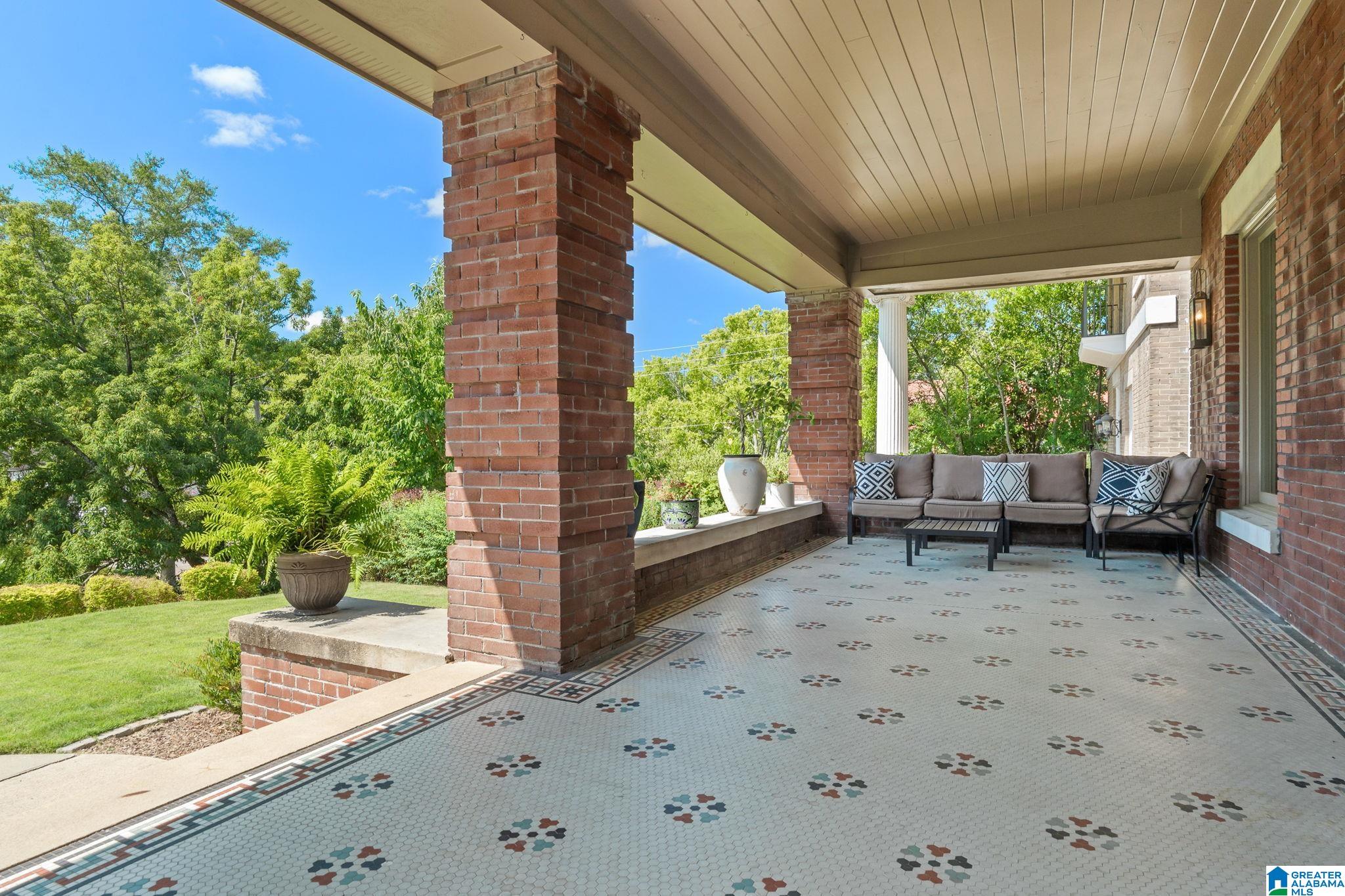 3206 Cliff Road Birmingham, AL 35205 - Photo 8 of 71 Gallery Image 8