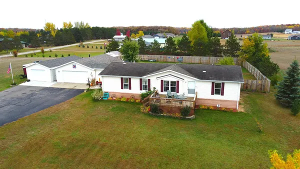 $254,500 | 128 Lynn Road, Ottertail, MN 56571