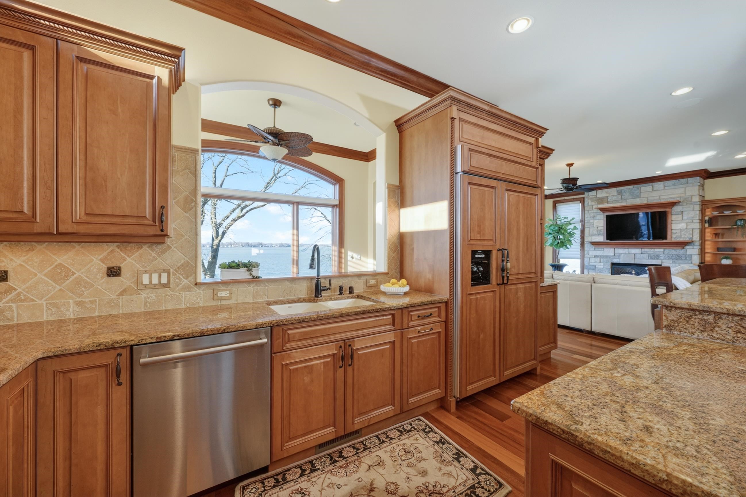2202 Colladay Point Drive Stoughton, WI 53589 - Photo 14 of 87