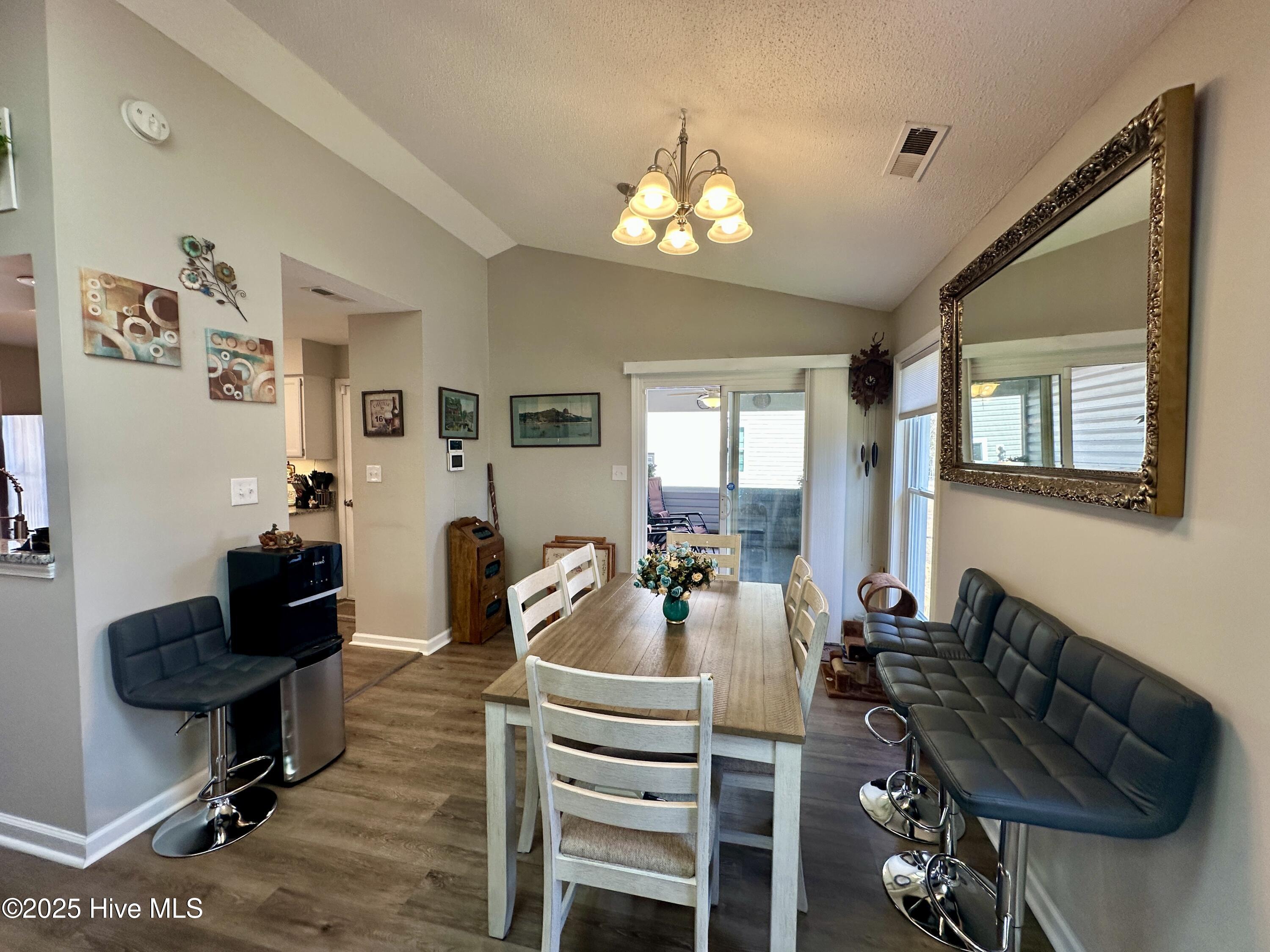 166 Raintree Circle Jacksonville, NC 28540 - Photo 16 of 57 166RaintreeCir_dining