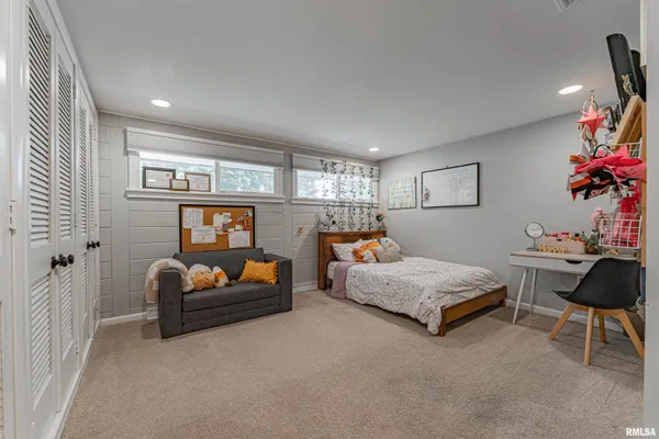 $415,000 | 1351 Home Avenue, Lincoln, IL 62656