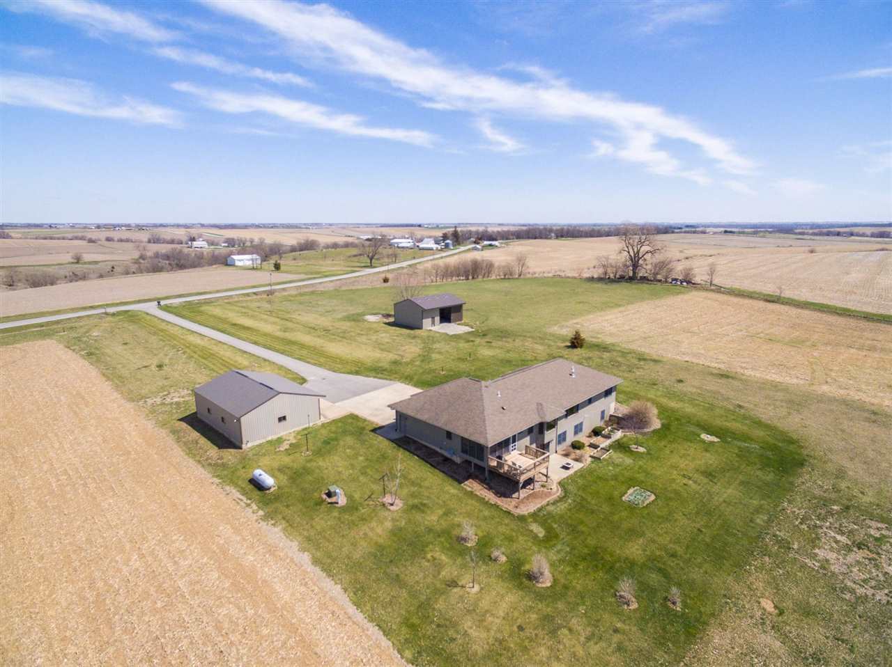 3331 Bayertown Road Southwest Riverside, IA 52327 - Photo 8 of 46 Gallery Image 8