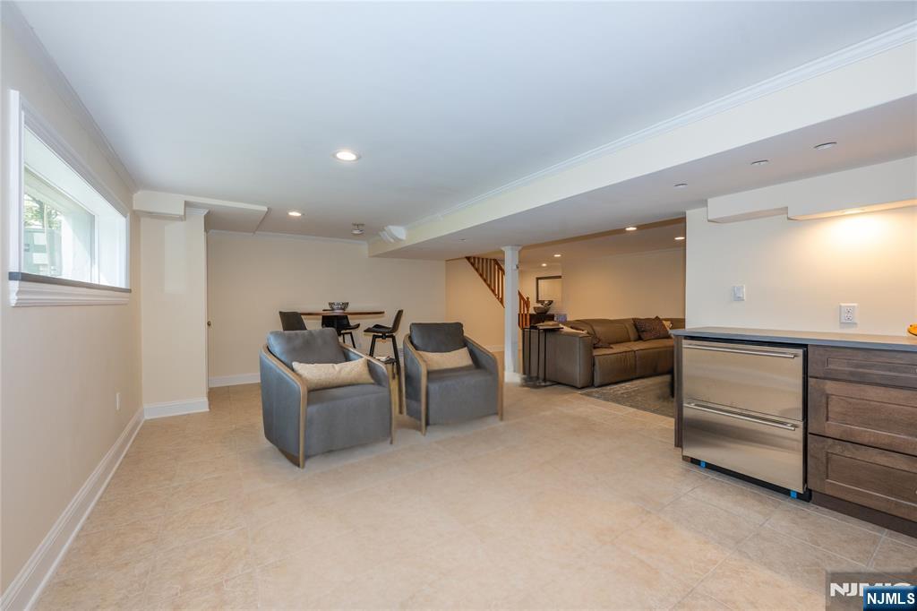 15 Congress Road Emerson, NJ 07630 - Photo 20 of 48
