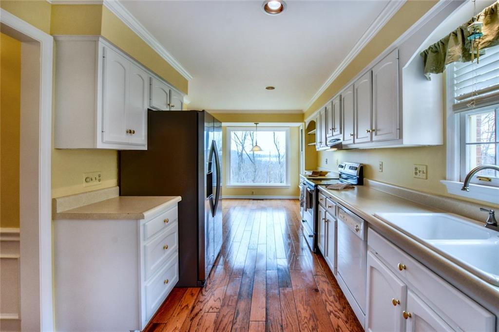 214 Sweet Gum Road Pittsburgh, PA 15238 - Photo 15 of 24 Gallery Image 15