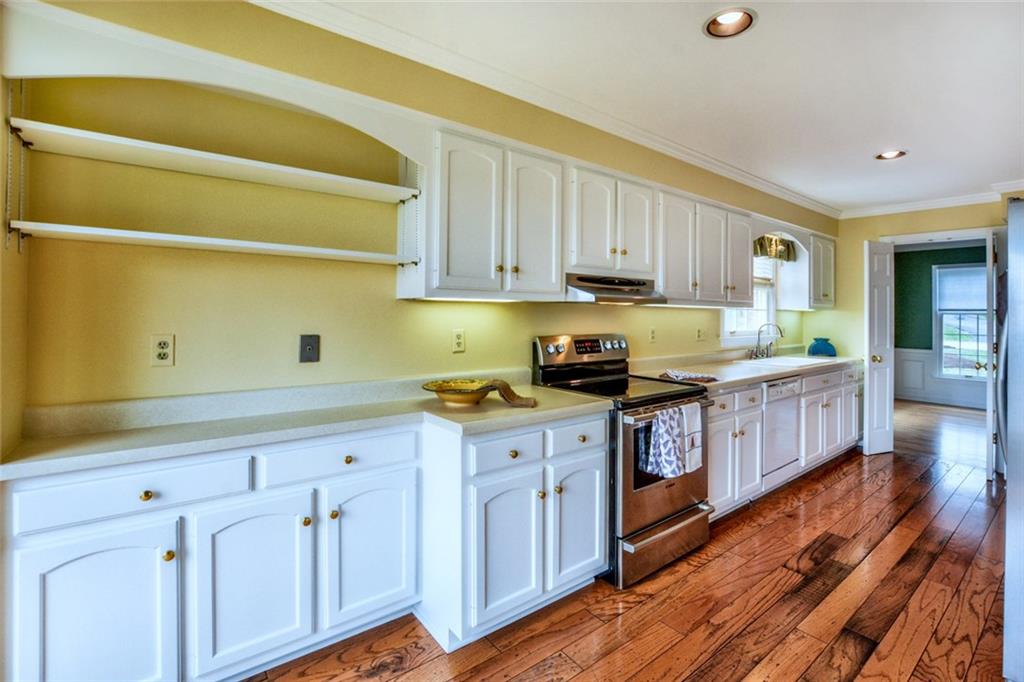 214 Sweet Gum Road Pittsburgh, PA 15238 - Photo 16 of 24 Gallery Image 16