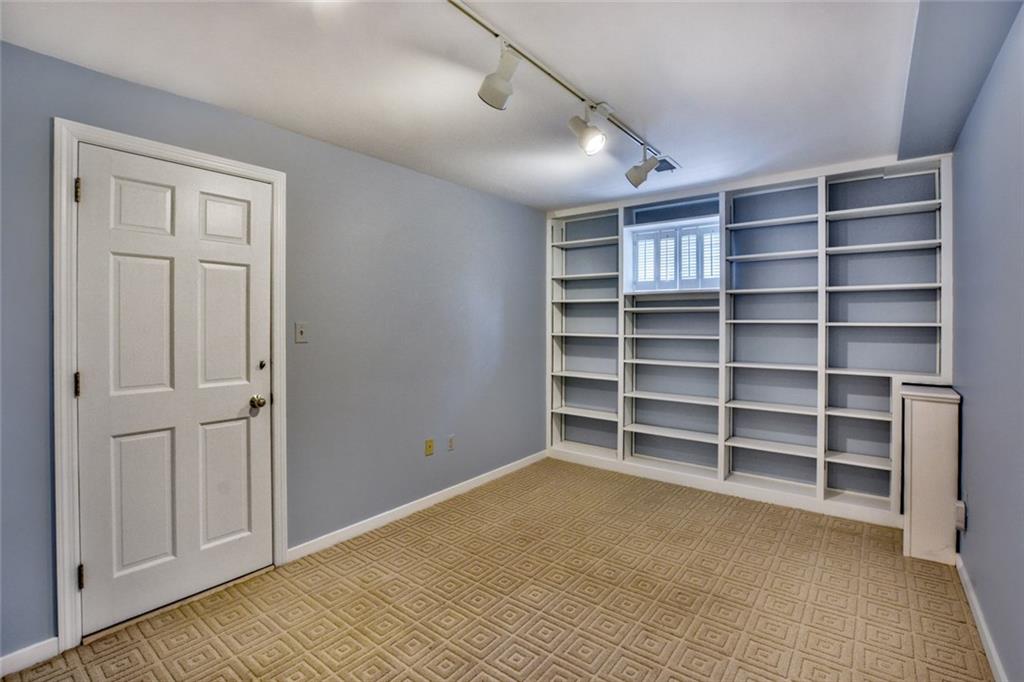 214 Sweet Gum Road Pittsburgh, PA 15238 - Photo 22 of 24 Gallery Image 22