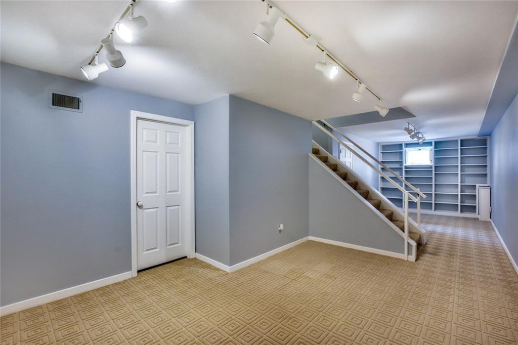214 Sweet Gum Road Pittsburgh, PA 15238 - Photo 23 of 24 Gallery Image 23