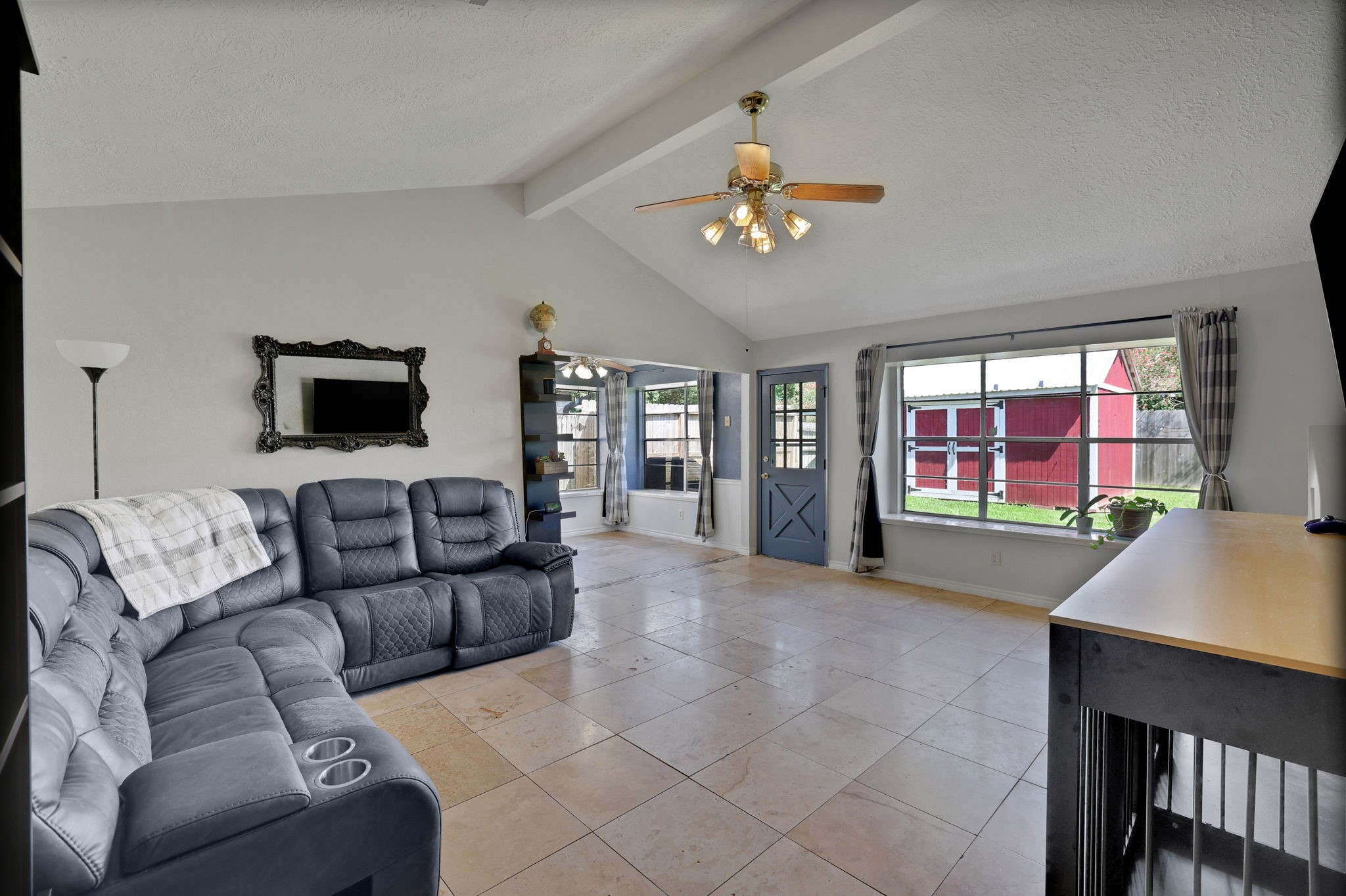 8515 Oakhaven Road La Porte, TX 77571 - Photo 10 of 30 Gallery Image 10